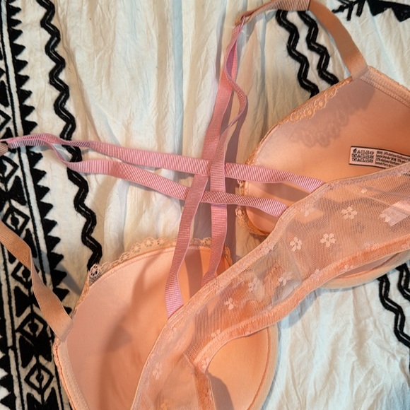 Victoria secret size 34d clip in the front lace bra! - Picture 6 of 9